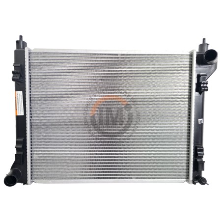 Radiador Nissan Sentra B17 2016 - 2019
